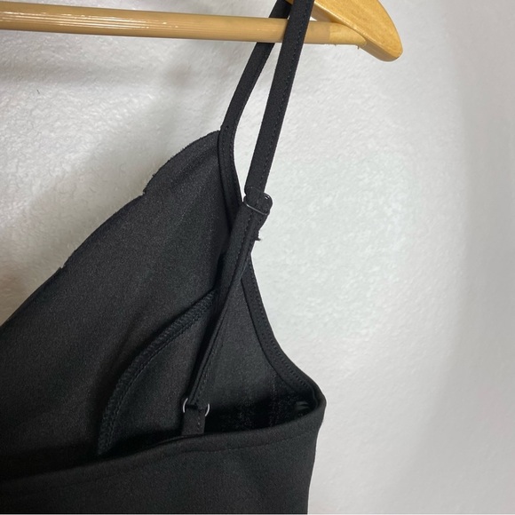 SOCIALITE Black Scallop Trim Bodycon Dress Size Small - Picture 5 of 9